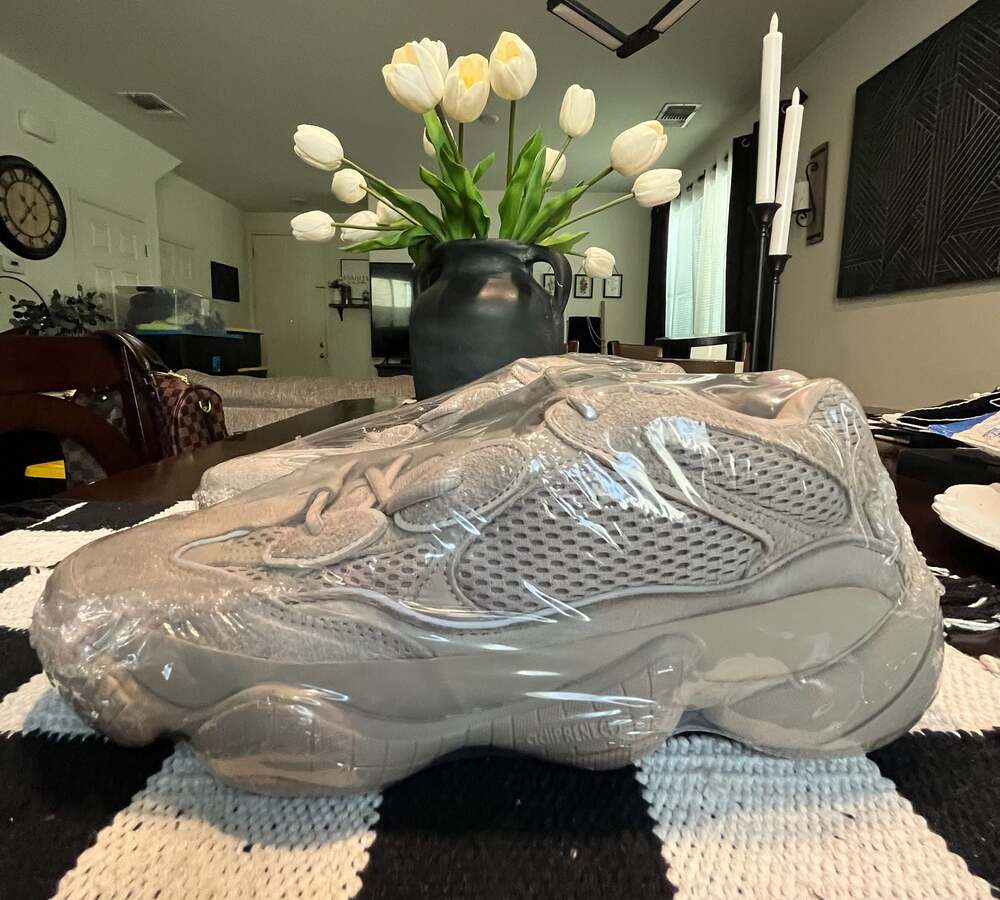 Adidas Yeezy 500 Taupe Light Sneakers Size 12